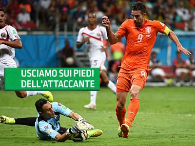 CALCIO, PORTIERI, L’ANTICIPO BASSO