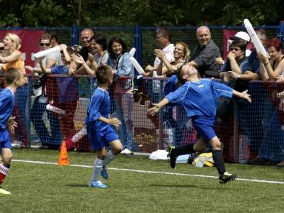 GIOCARE, DIVERTIRSI E IMPARARE CALCIO