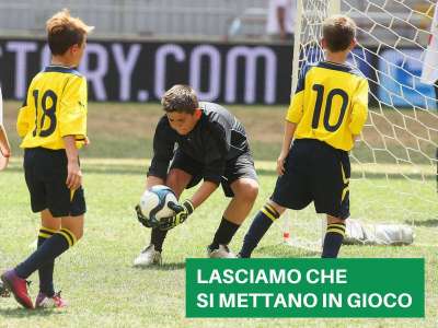 LA FELICITÀ, IL PORTIERE E IL RIGORISTA